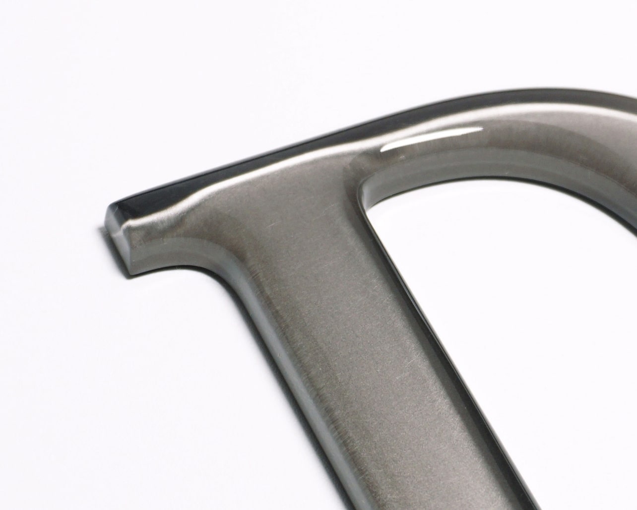 Type: Crystal Letter 8mm Thick / Arched Top Finish: Brushed Black on Rear Side