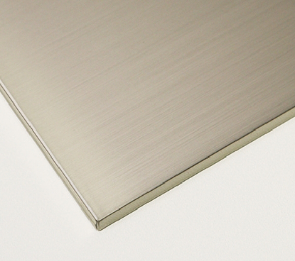 Base: Nickel (Brushed)