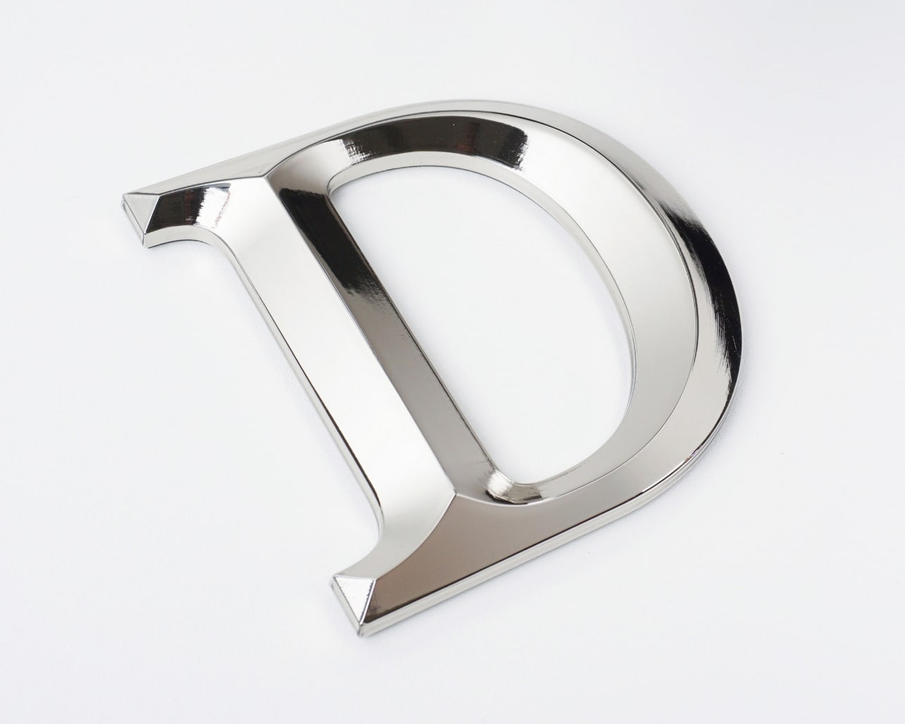 Type: Taff Lite 10mm Thick / Semi-Prismatic Cut Finish: Nickel