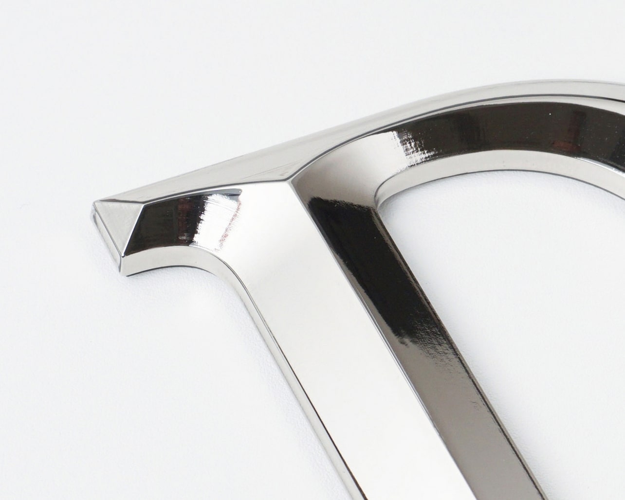 Type: Taff Lite 10mm Thick / Semi-Prismatic Cut Finish: Nickel