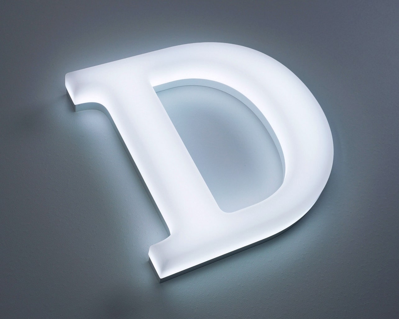 Body: Special Luminance Resin 15mm Thick Round Edge w/Acrylic 8mm Thick Custom White Painted Light Source: SMD-LED Natural White