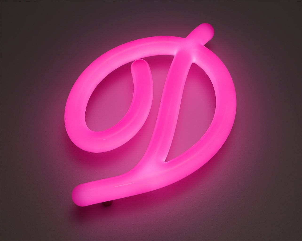 Body: Special Luminance Resin 18mm dia. Pink DK Light Source: SMD-LED