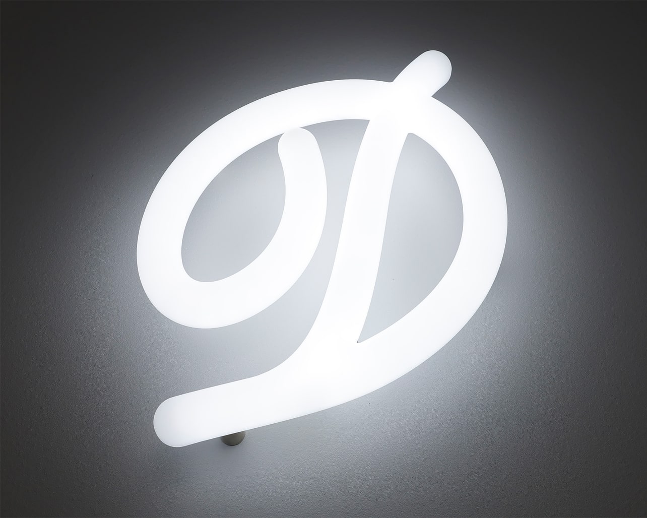 本体：特殊発光樹脂 φ18 光源：チップ型LED ナチュラルホワイト