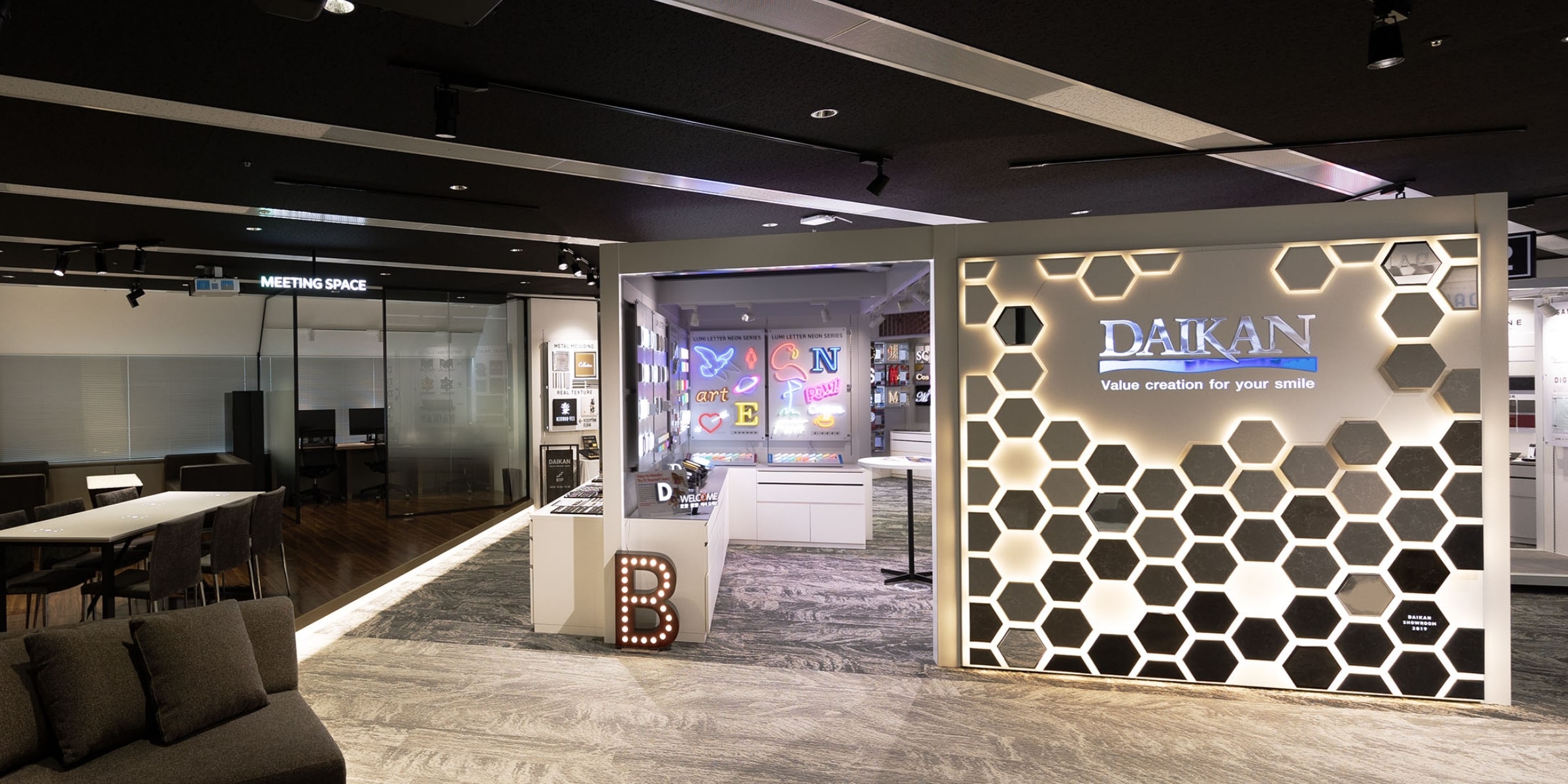 大阪ショールーム展示スペース