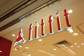 fitfit　ホワイティ梅田店